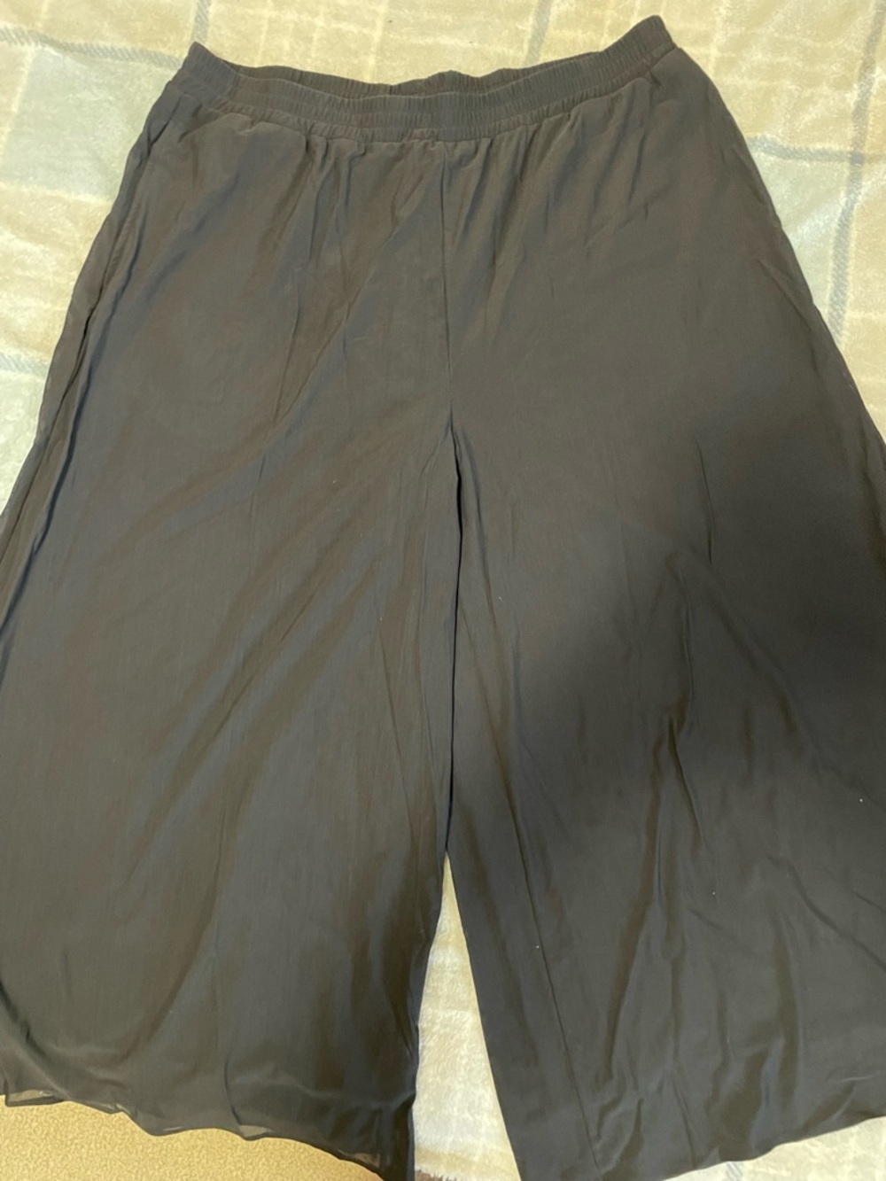 HALARA womens Black Lightweight Elastic-Waist Gauchos Double layer